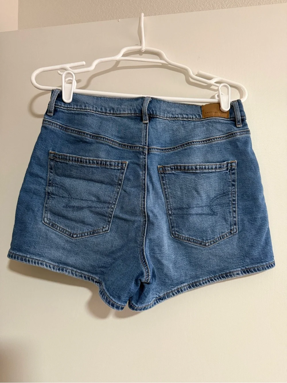 american eagle strigid relaxed short